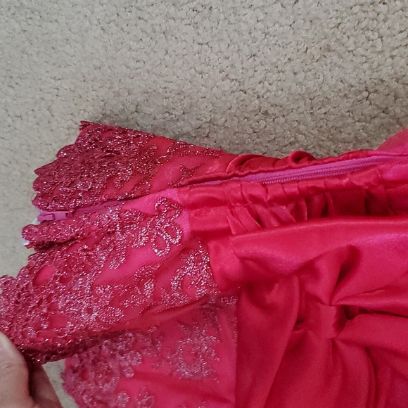 Fuchsia prom dress - Picture 6 of 12